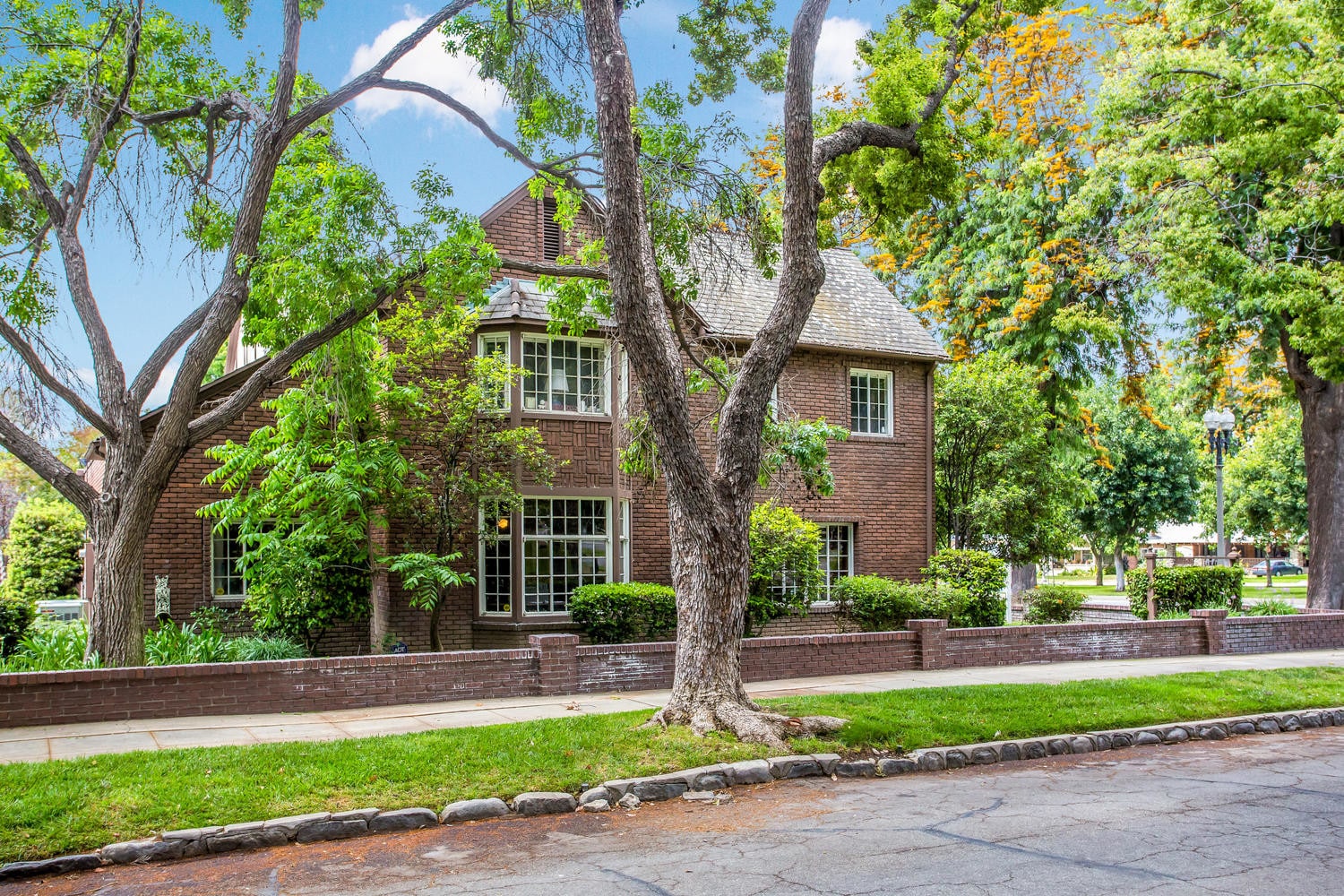 592 N Euclid, Upland, CA for Sale