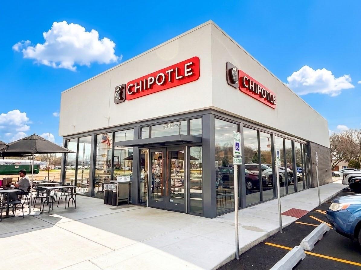 1940 N State St, Belvidere, IL for Sale