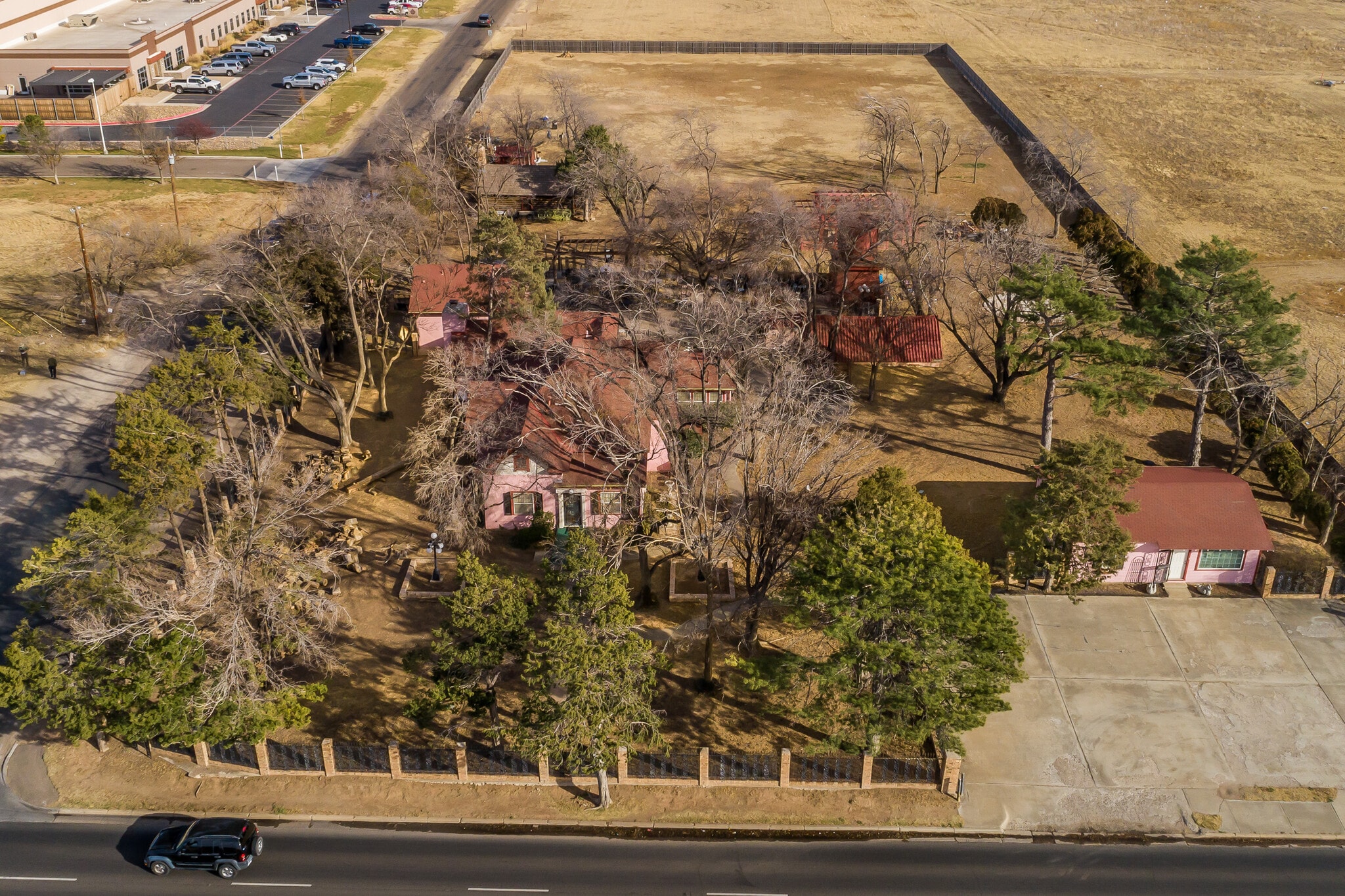 2501 S Grand St, Amarillo, TX for Sale