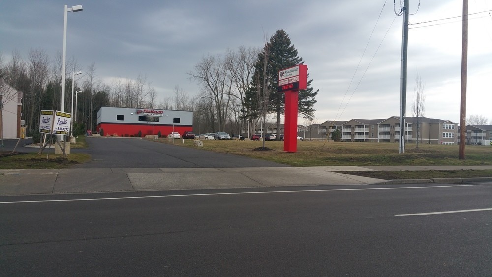 9450 Transit Rd, Amherst, NY for Rent