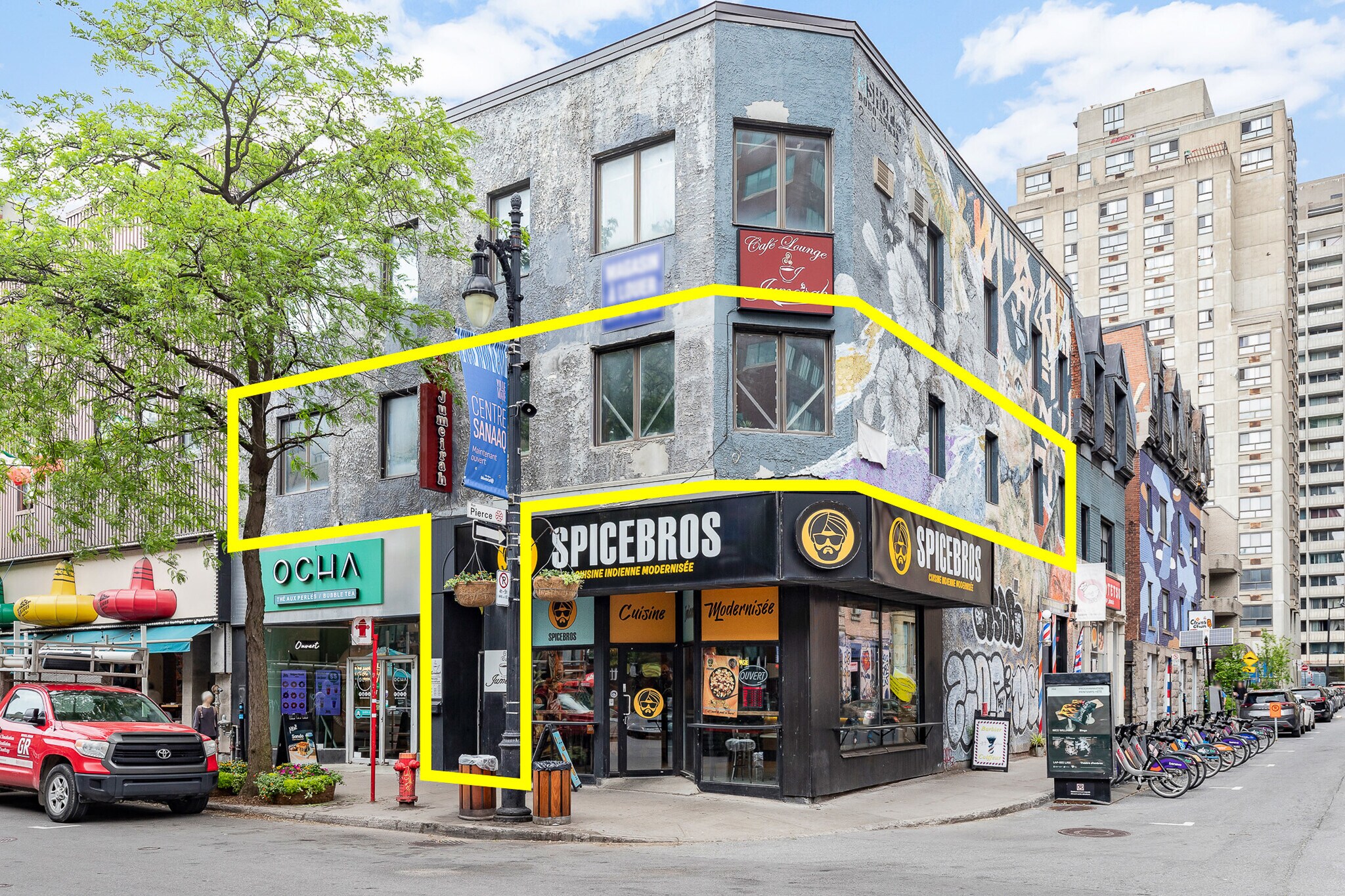 1645-1651 Rue Sainte-Catherine O, Montréal, QC for Rent