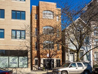 2555 N Southport Ave  