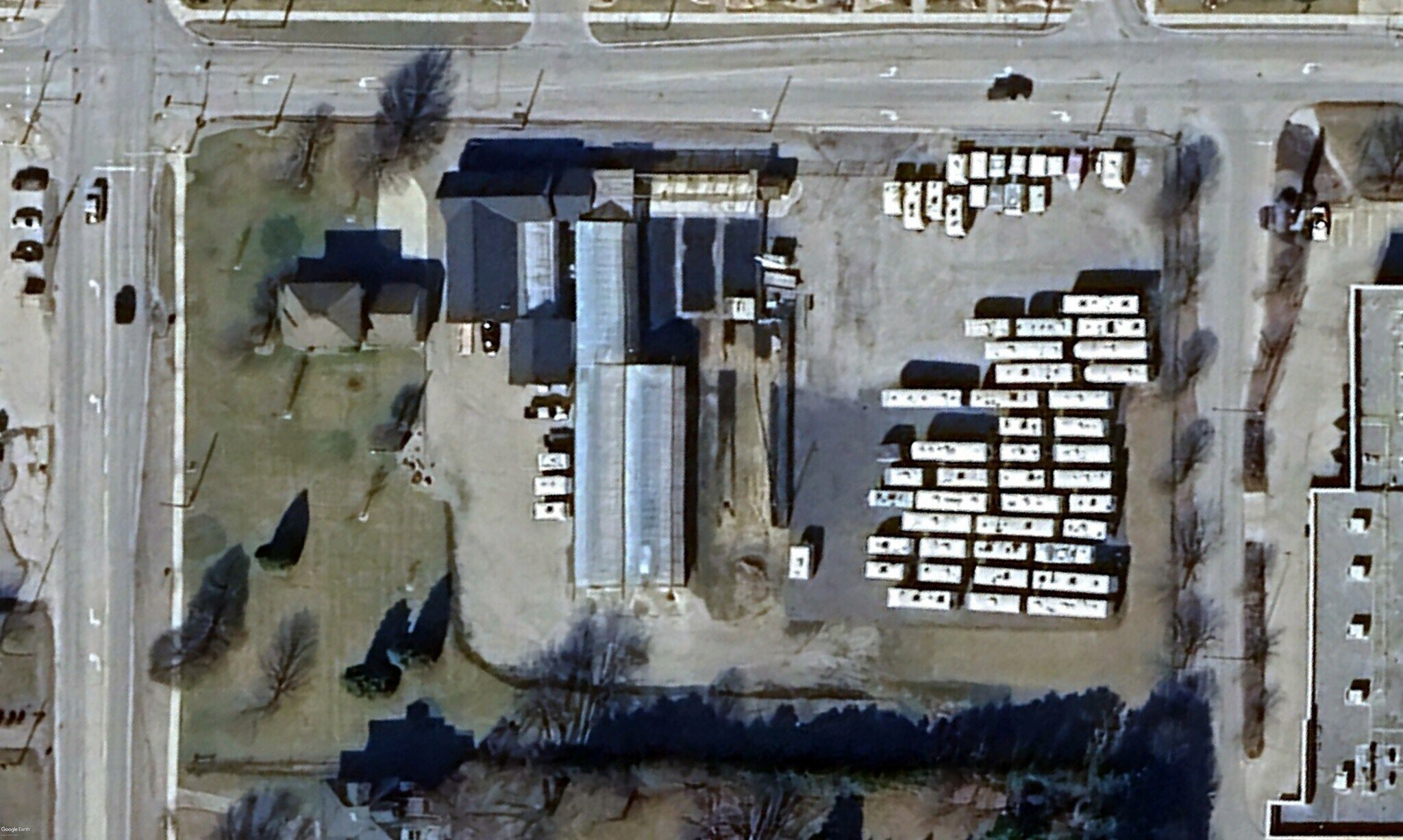 2 Carroll St, Strathroy, ON for Rent