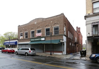 Holyoke, MA Storefront - 567-573 Dwight St