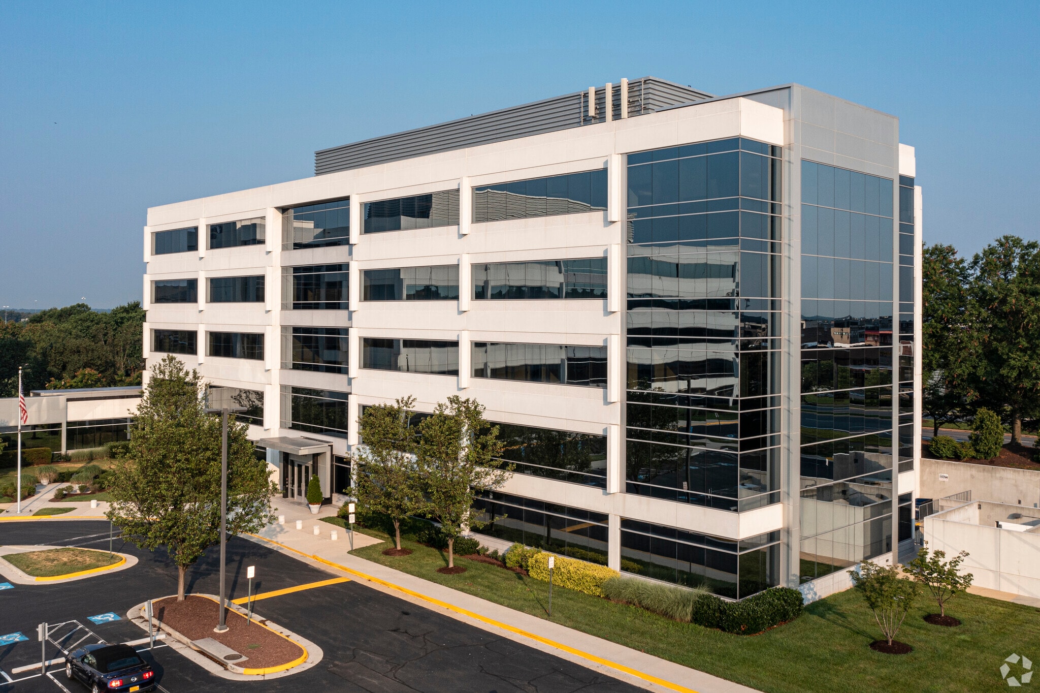 4800 Westfields Blvd, Chantilly, VA for Rent