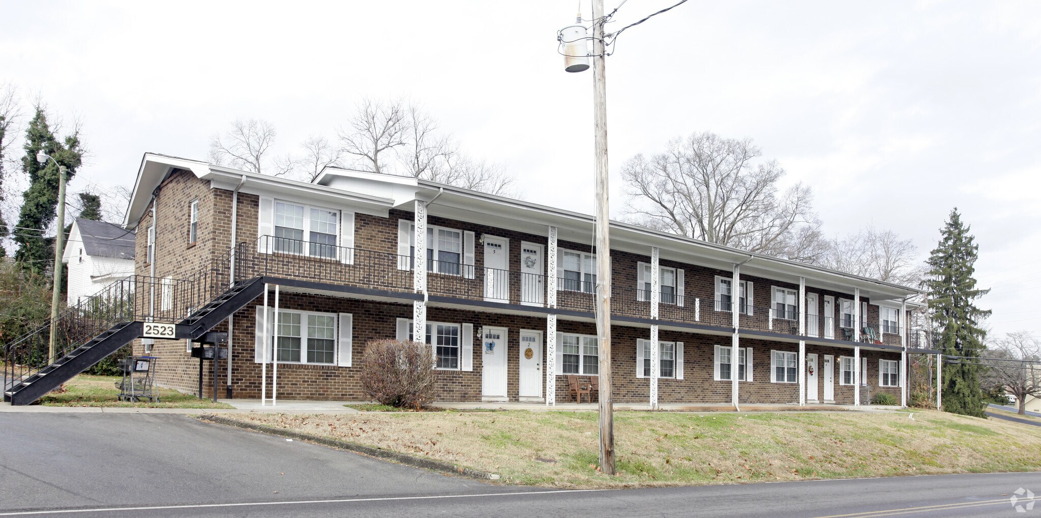 2523 Cedar Ln, Knoxville, TN for Sale