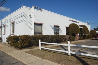 Hicksville, NY Industrial - 100 New South Rd