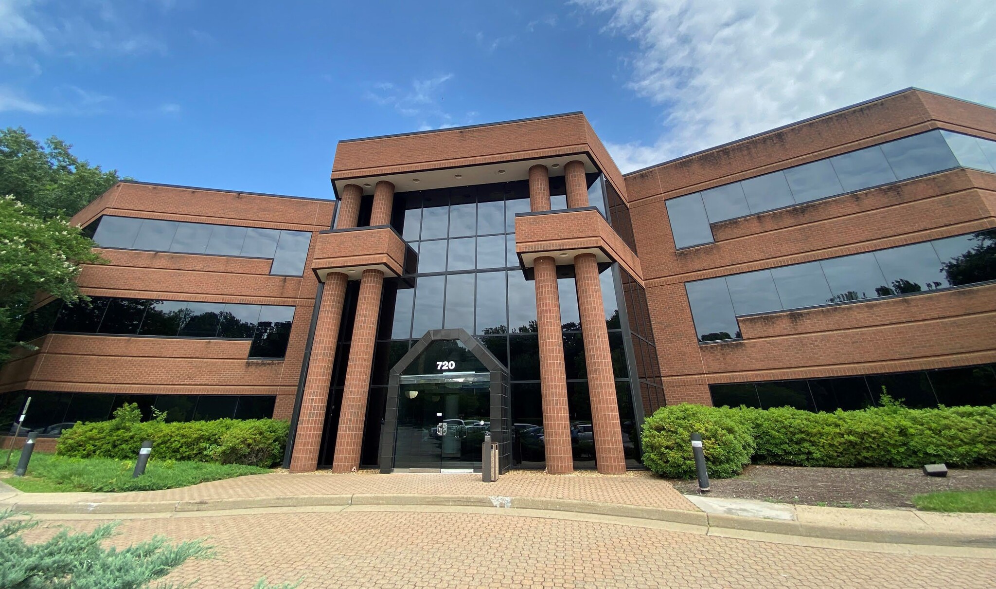 720 Moorefield Park Dr, Richmond, VA for Rent