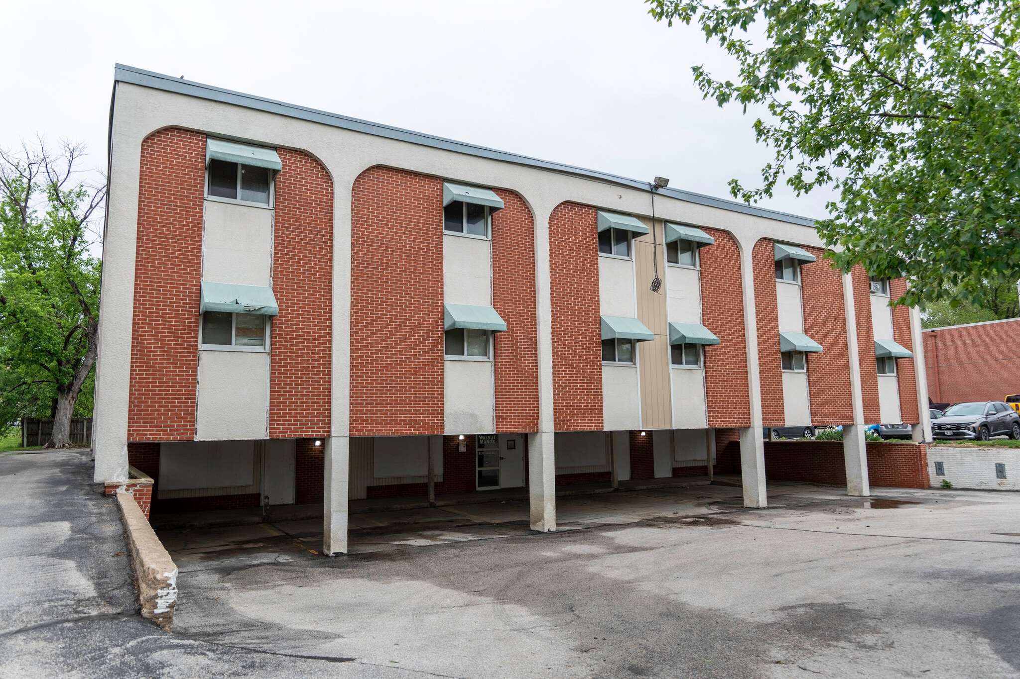 5120 Walnut St, Omaha, NE for Sale