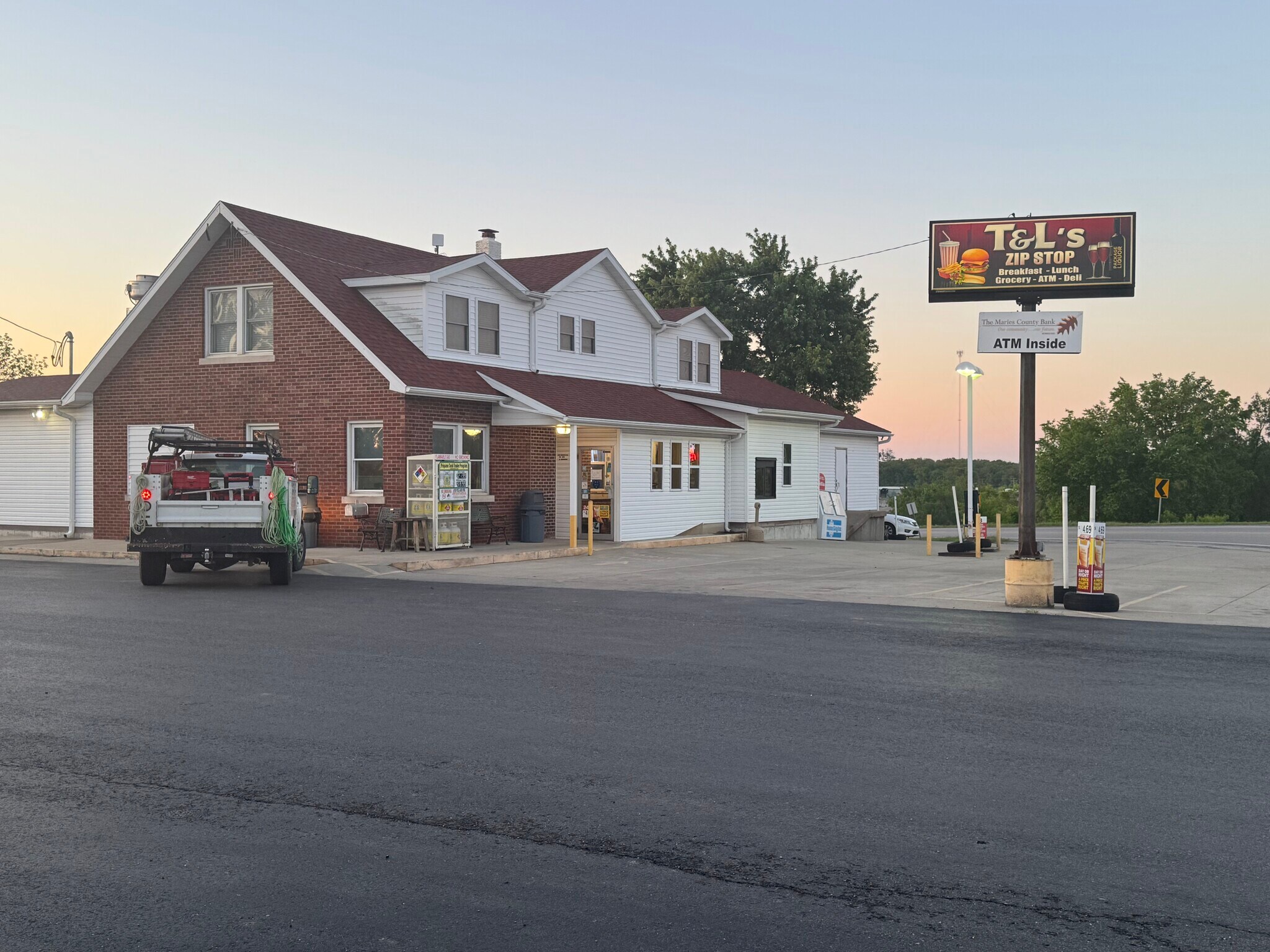 201 S Highway 63, Freeburg, MO for Sale