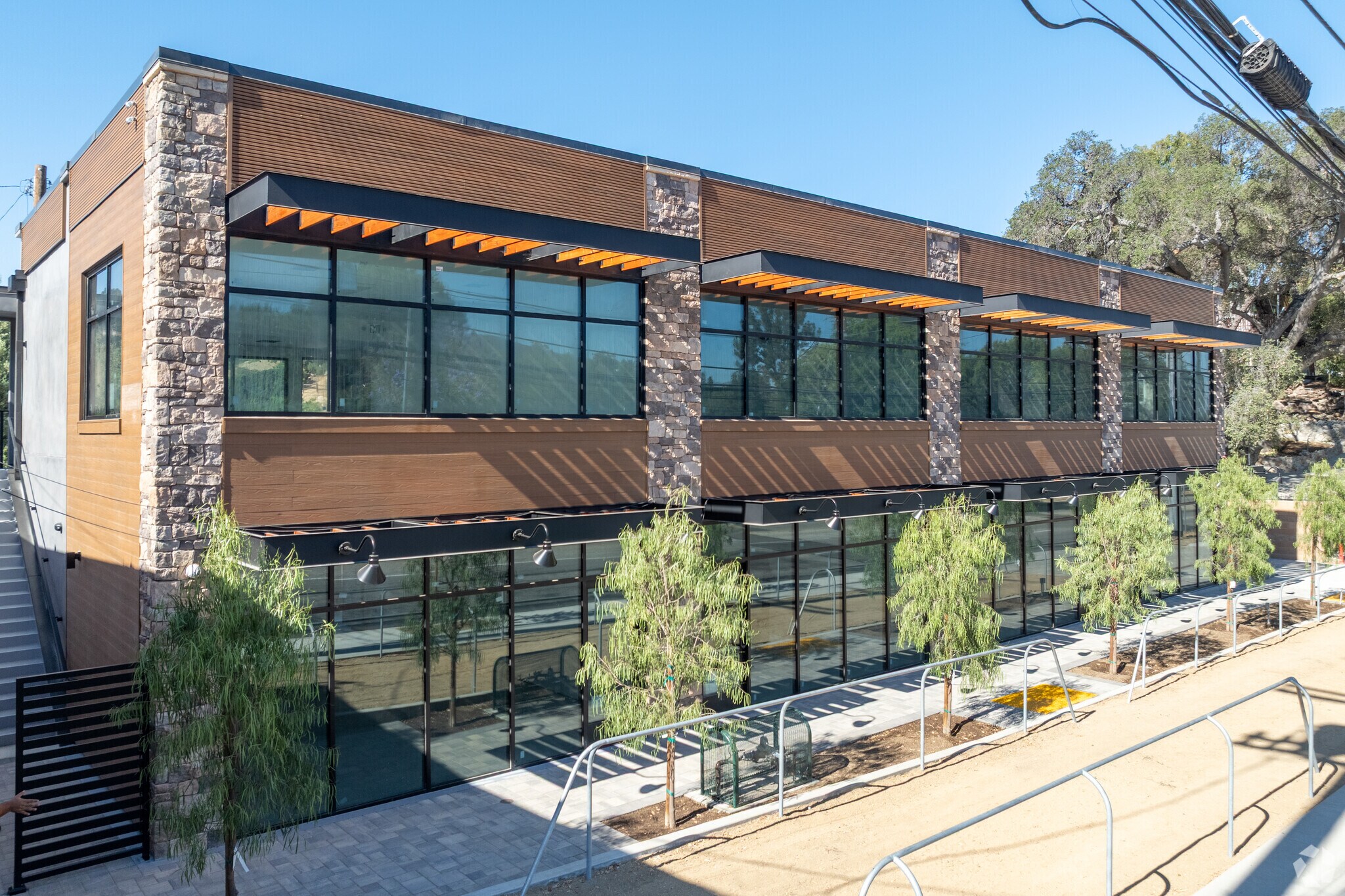 9668 Sunland Blvd, Shadow Hills, CA for Rent