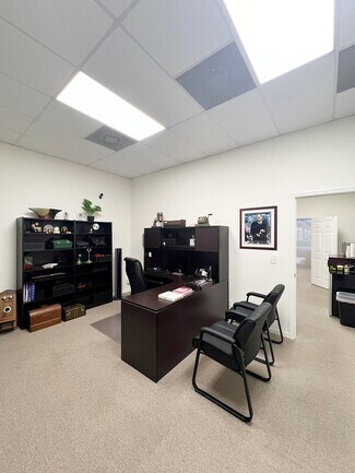 Stuart, FL Flex - 537 SE Central Pky Stuart, FL Flex - 537 SE Central Pky