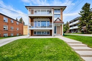 Whitby, ON Apartments - 706 Dunlop St W