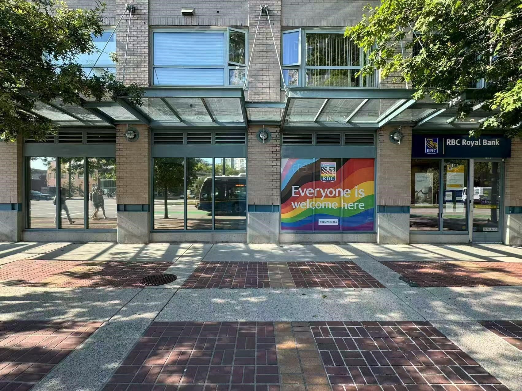 1195 Pacific Blvd, Vancouver, BC for Rent