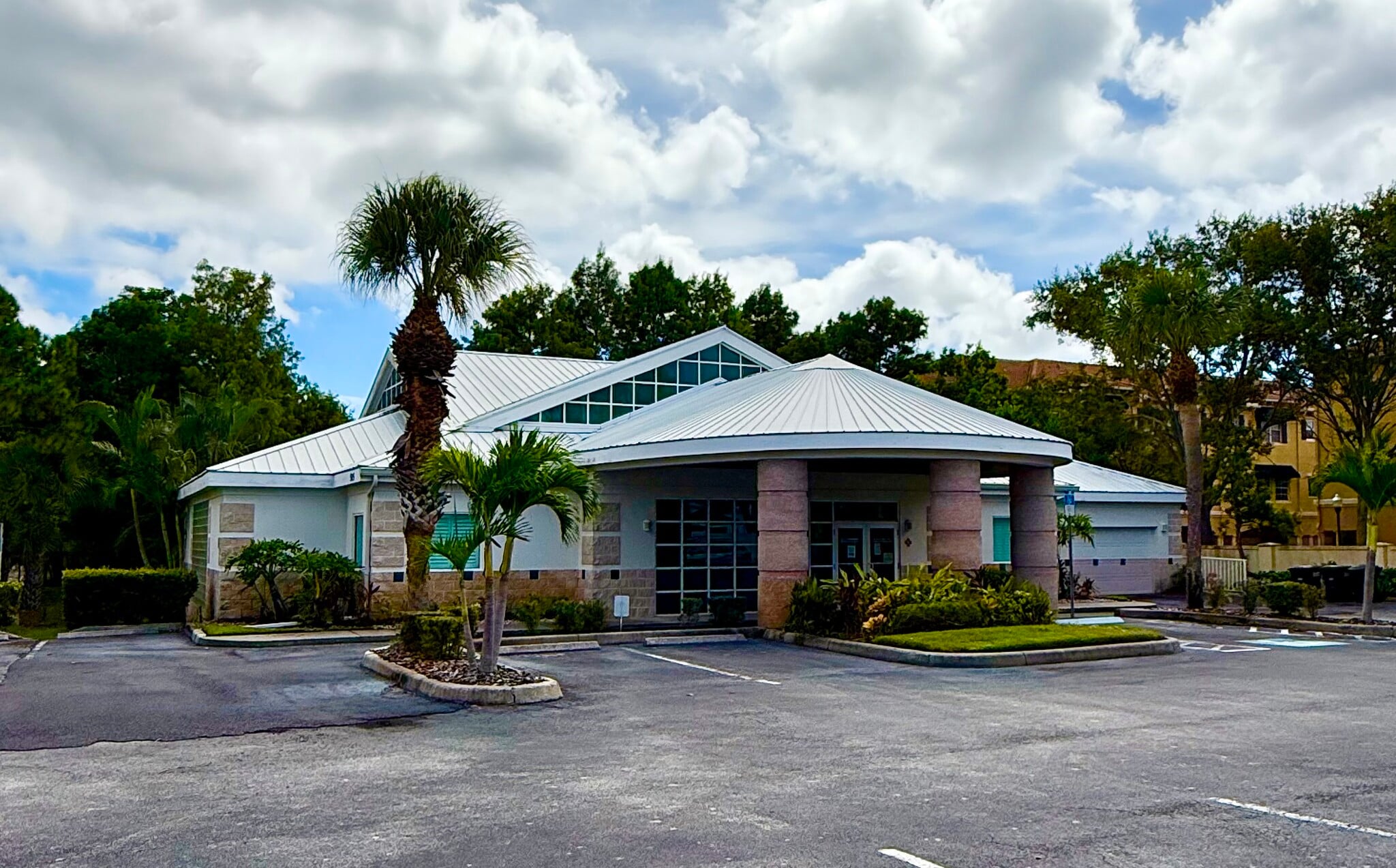 505 Druid Rd E, Clearwater, FL for Rent