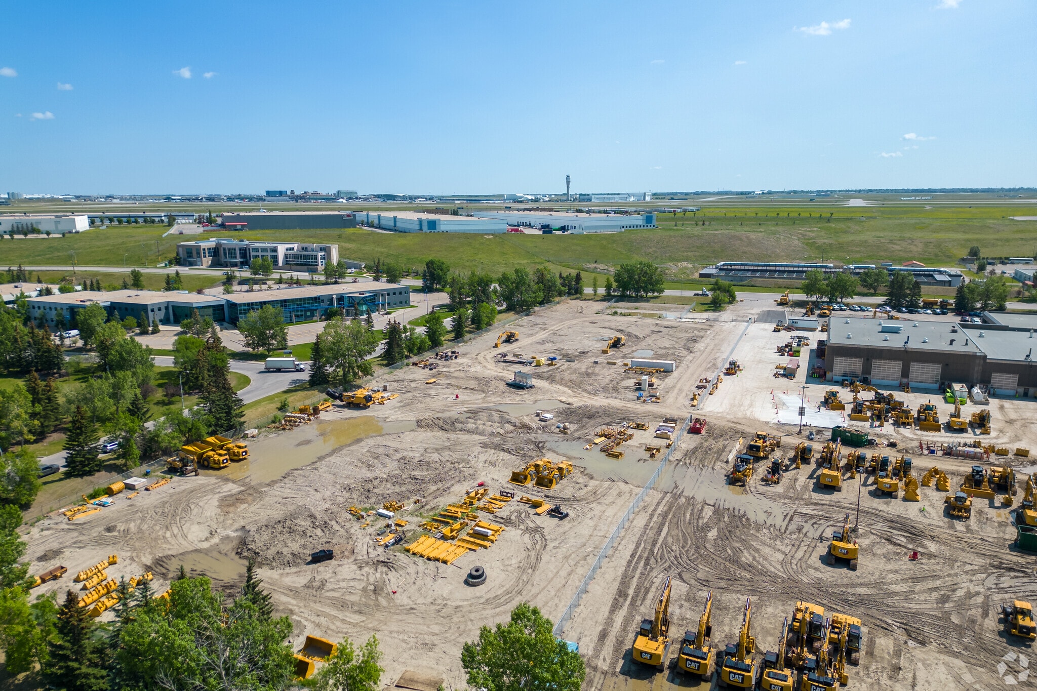 1115 NE 68 Av, Calgary, AB for Sale