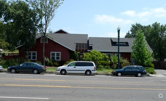 846 Broadway  