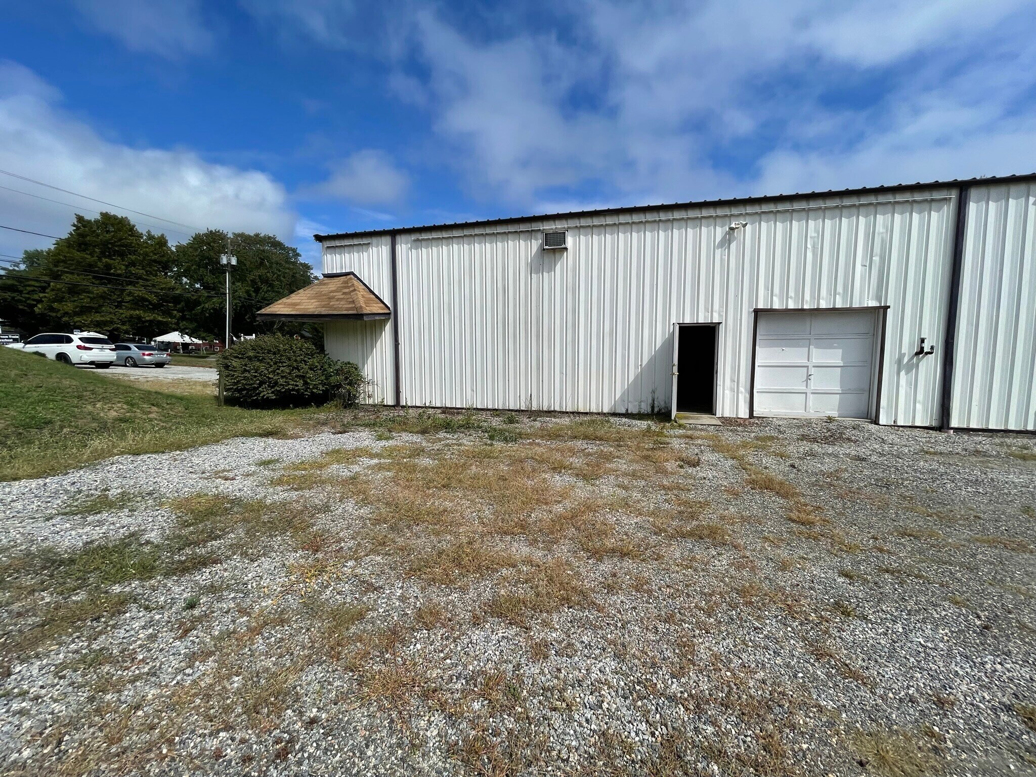 12 Plains Rd Essex, CT 06426 Industrial Property for Lease on