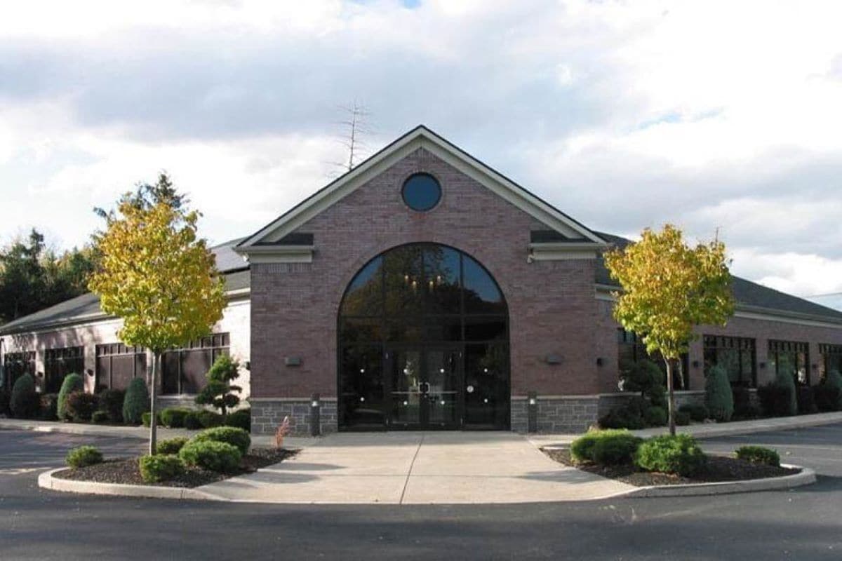 33 Melrose Rd, Buffalo, NY for Rent