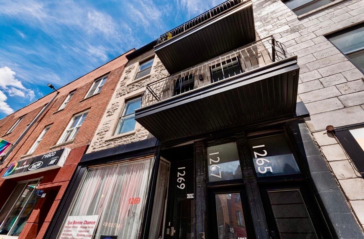 1269 Rue Atateken, Montréal, QC for Sale