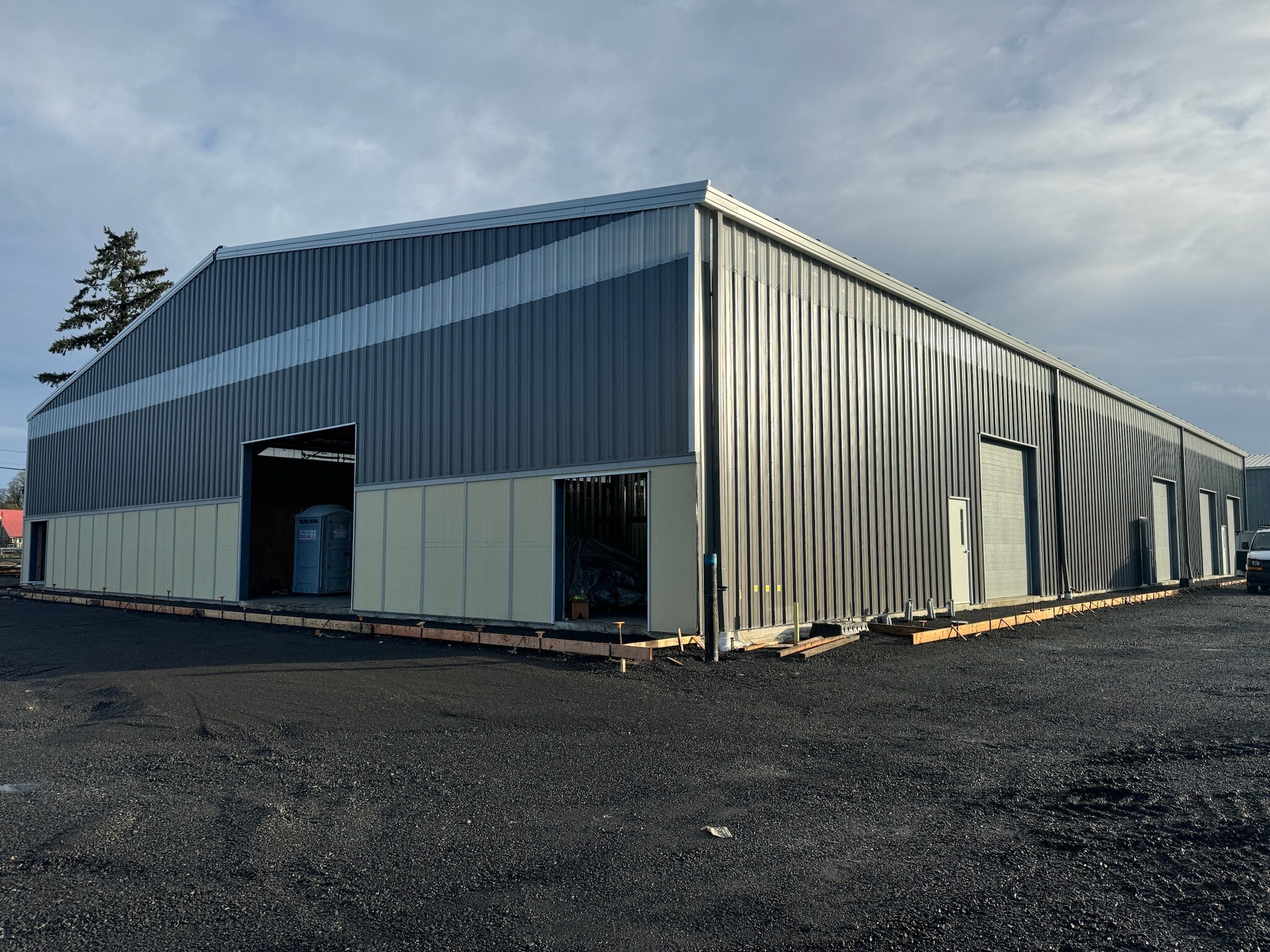 1060 Commerce Ct, Silverton, OR for Rent