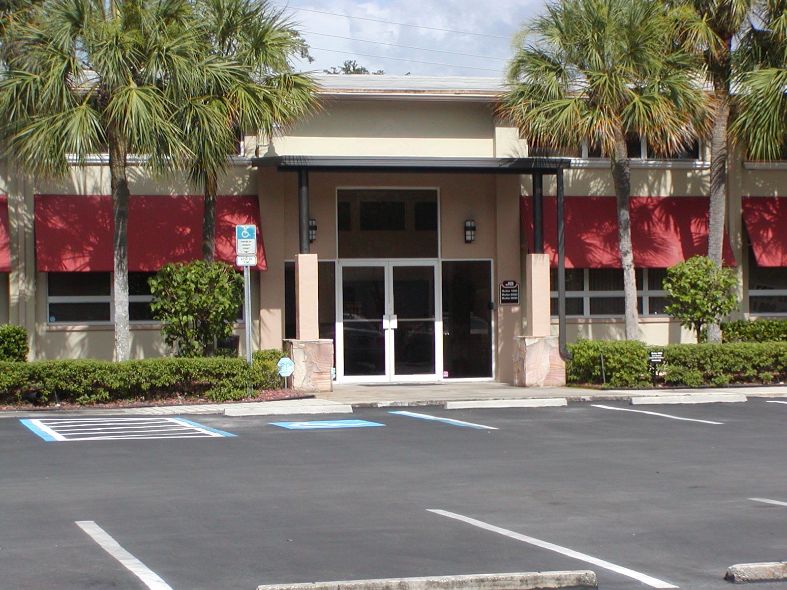 2211 Widman Way, Fort Myers, FL for Rent