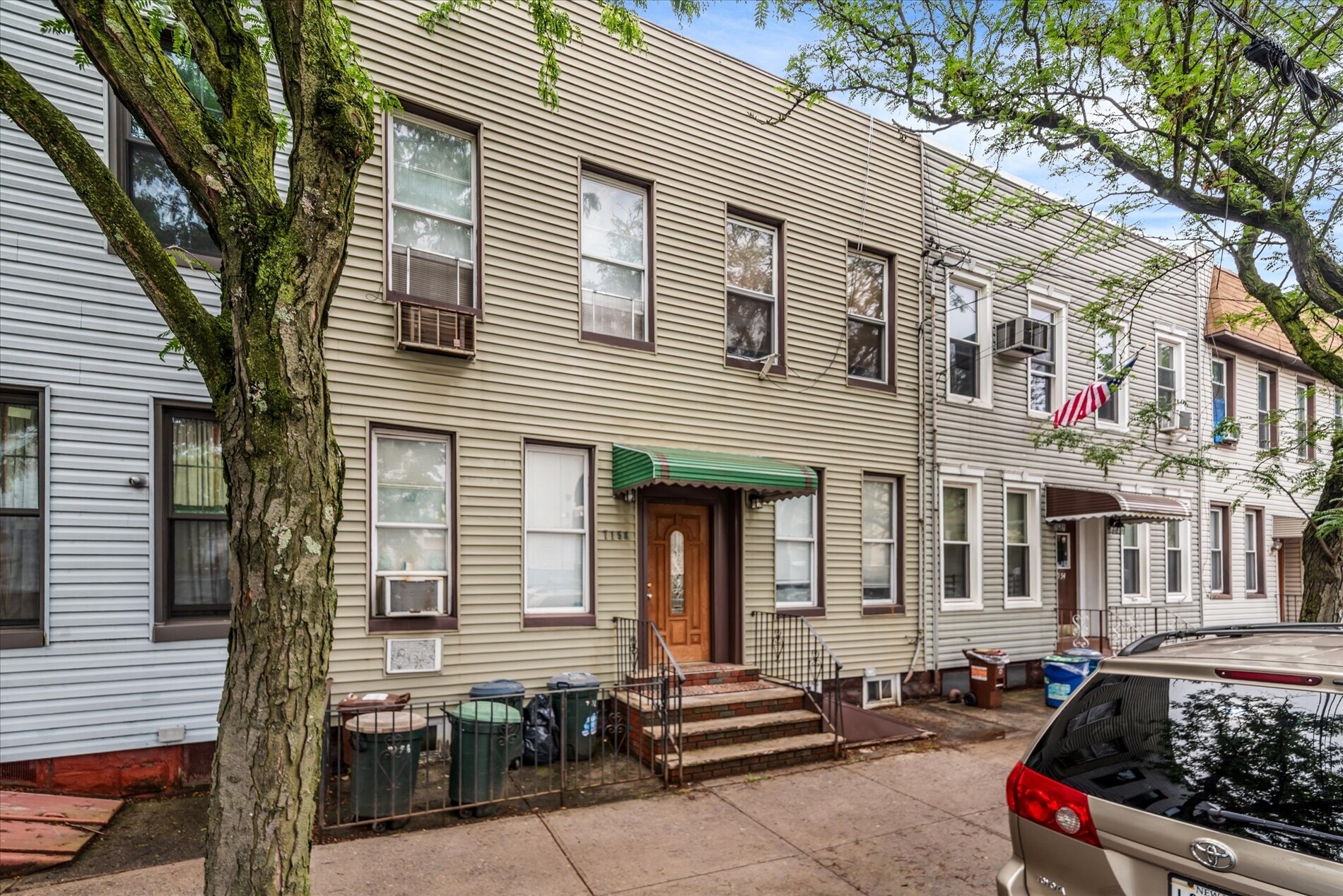 7158 69th Pl, Glendale, NY for Sale