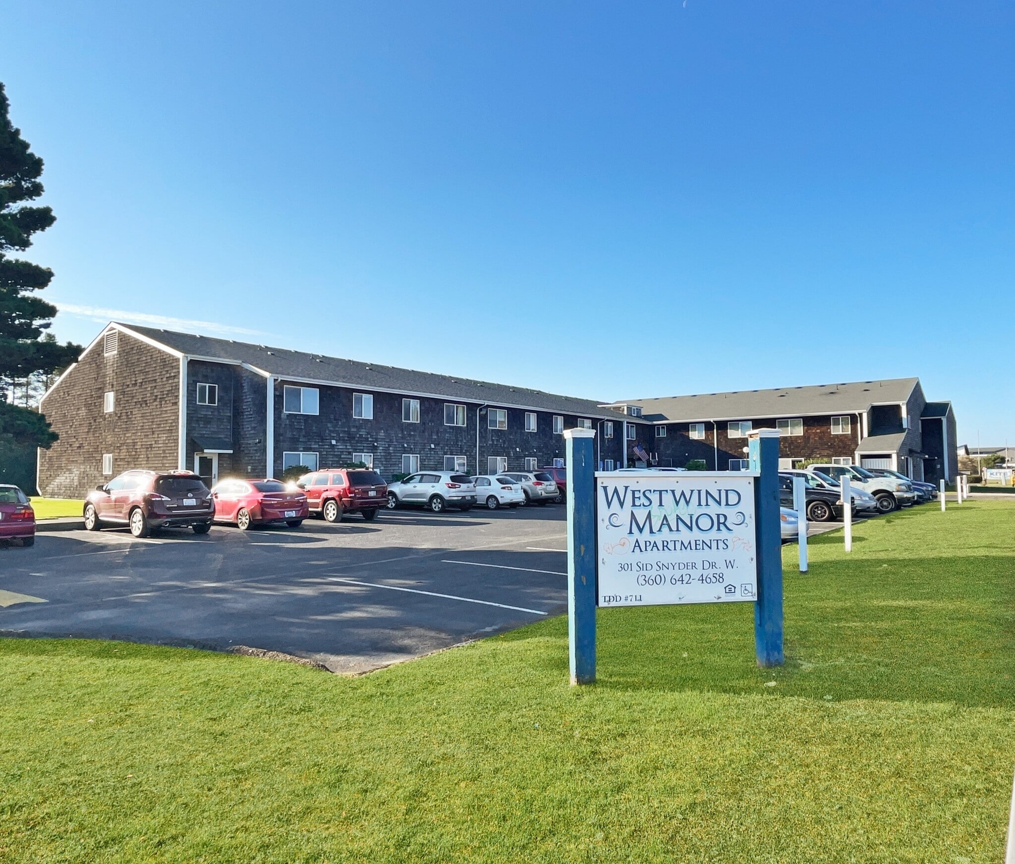 301 Sid Snyder Dr Long Beach, WA 98631 MultiFamily Property for Sale