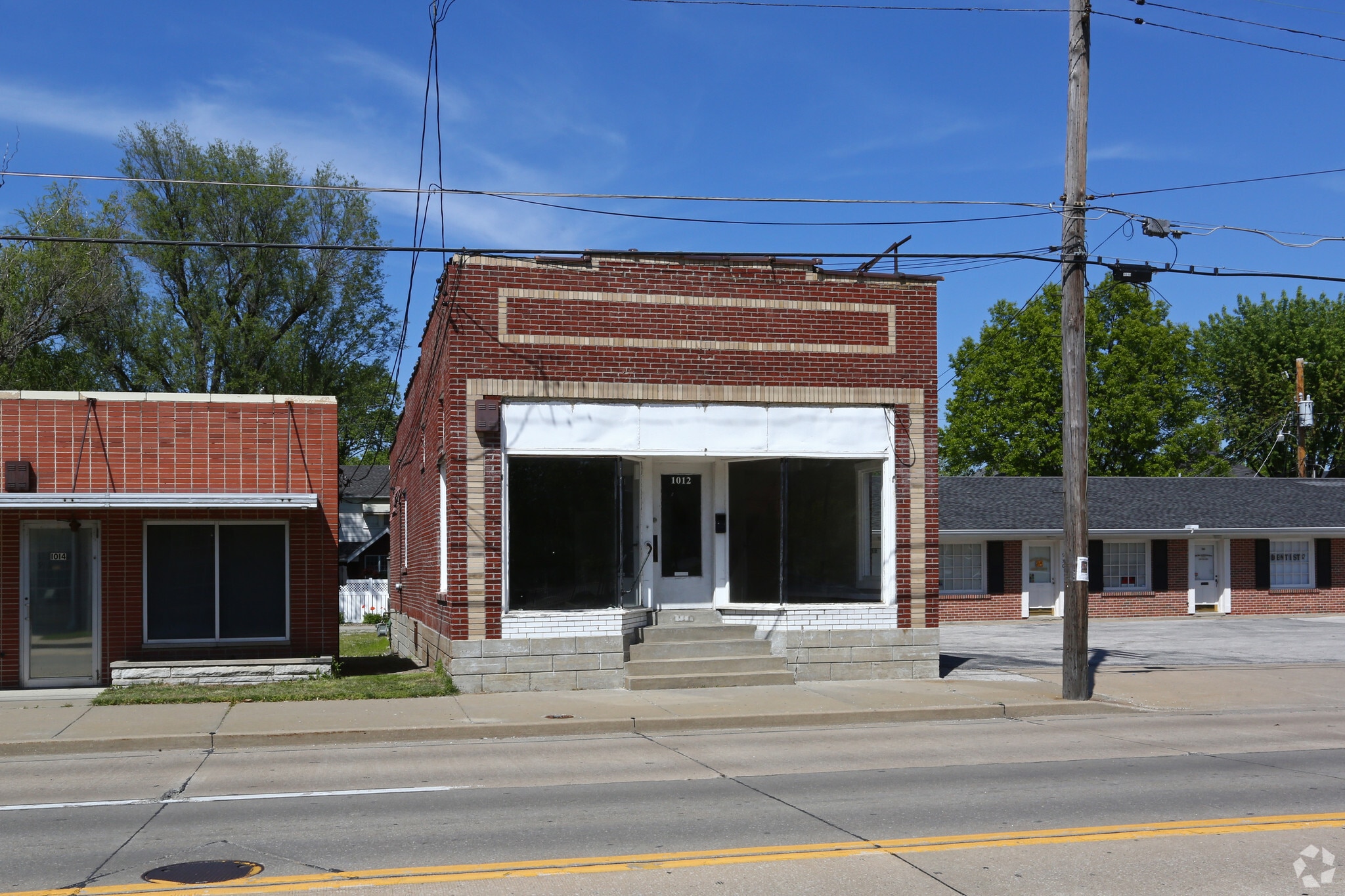 1012 First Capitol Drive Saint Charles, MO 63301 Retail Property for