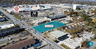 Des Moines, IA Commercial - 5701 Douglas Ave