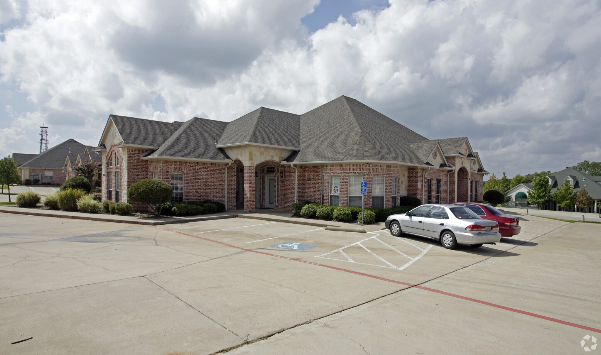 1204 Bent Oaks Ct, Denton, TX for Sale