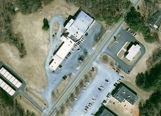 Fork Union, VA Storefront Retail/Office - 4321 James Madison Hwy