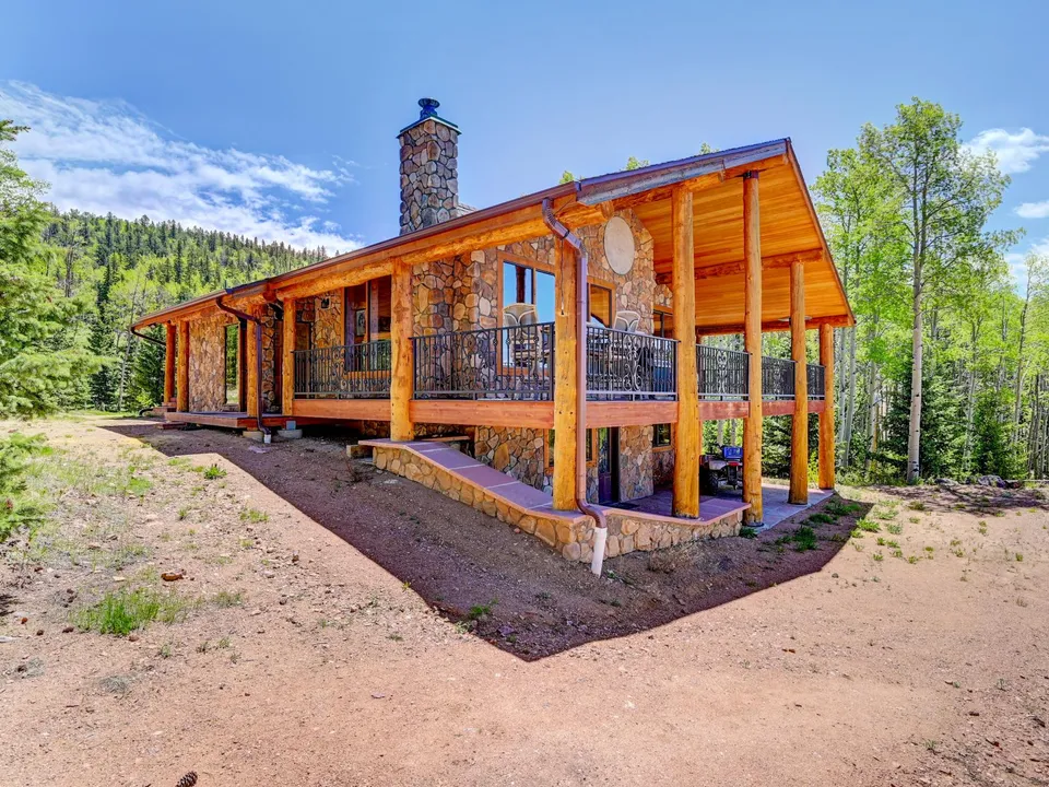 6947 CR 8, Victor, CO for Sale