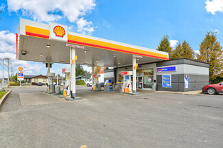 Saint-charles-borromee, QC Convenience Store - 600 Rue De La Visitation