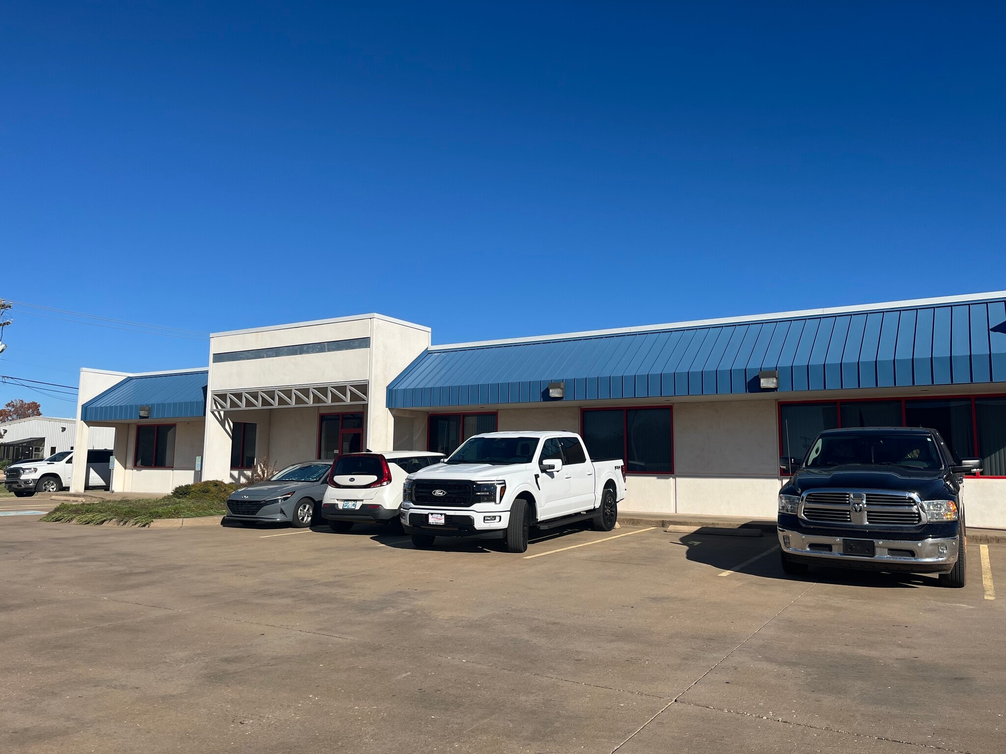 5300 SW 33rd St, Oklahoma City, OK for Rent