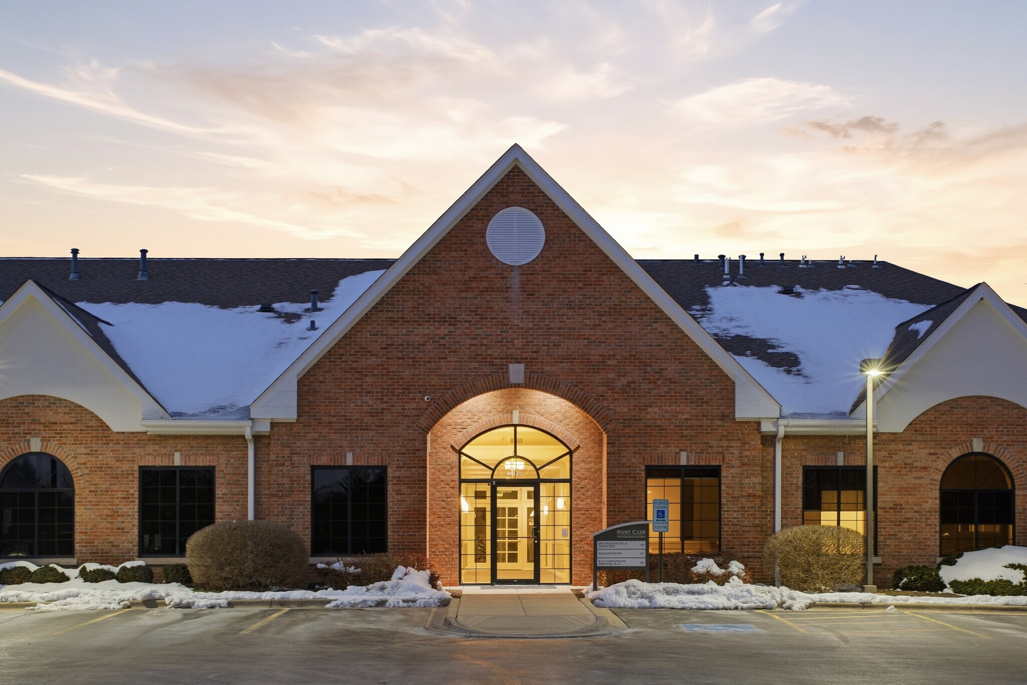 6475 Washington St, Gurnee, IL for Sale