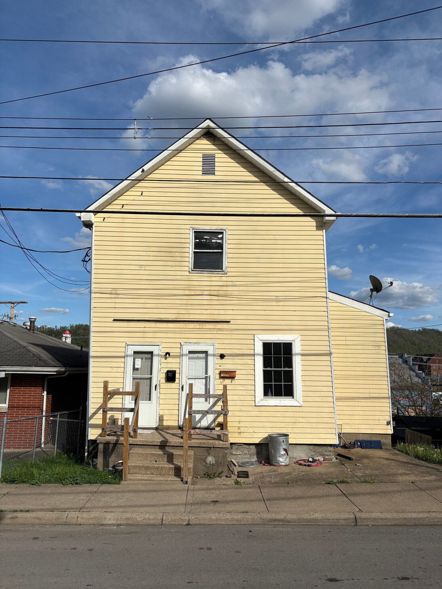 3426 Monroe St, Bellaire, OH for Sale