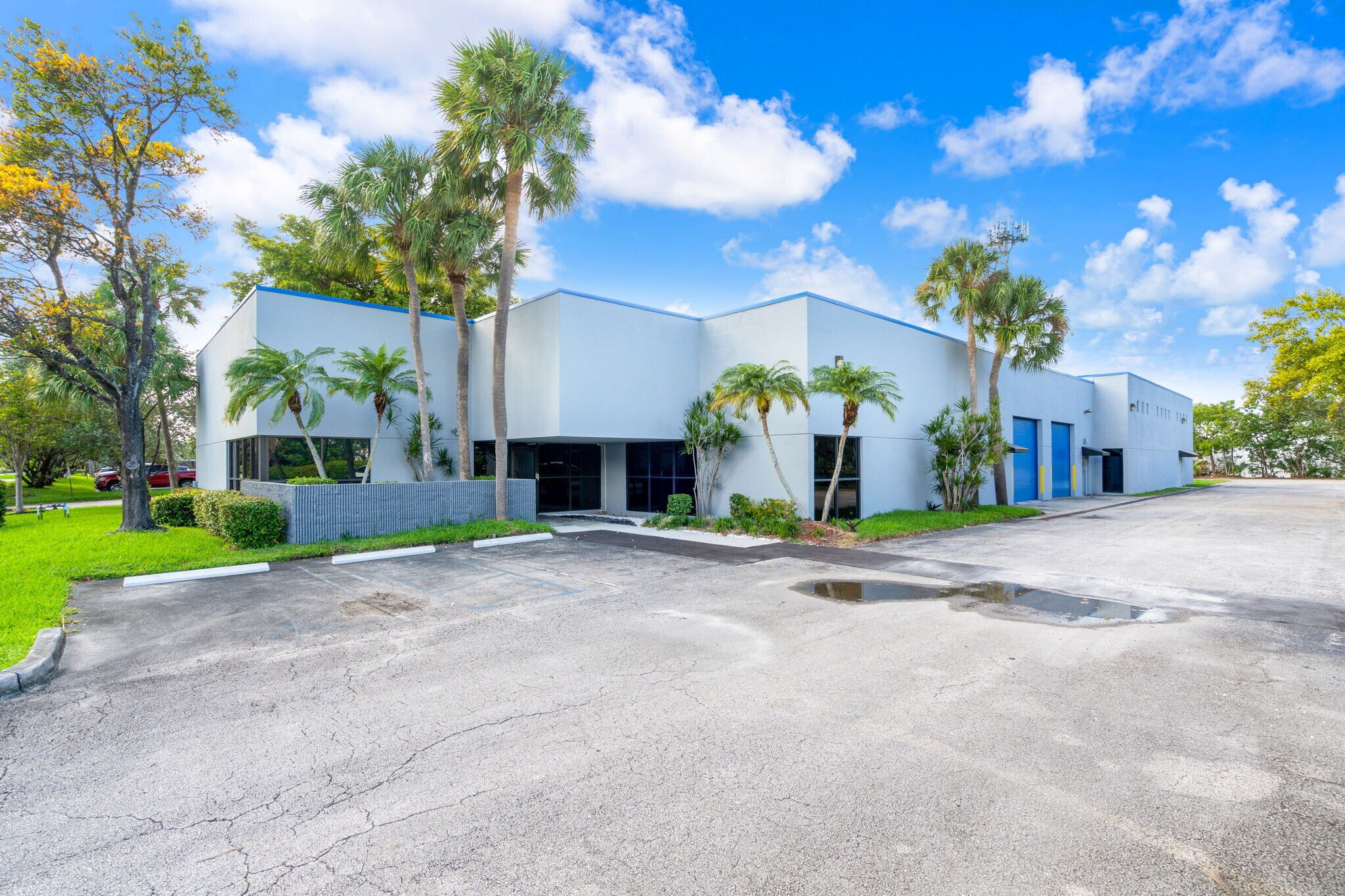 3541 NW 53rd St, Fort Lauderdale, FL for Rent