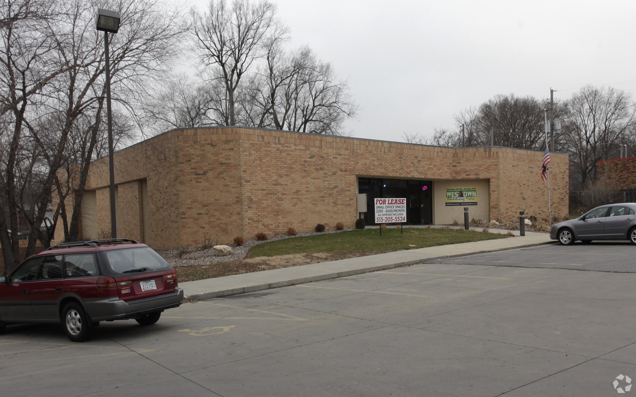3030 Merle Hay Rd, Des Moines, IA for Sale