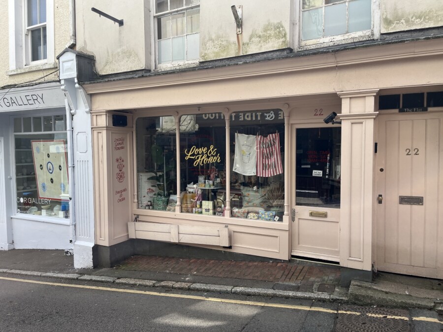 22 High St, Falmouth, CON for Rent
