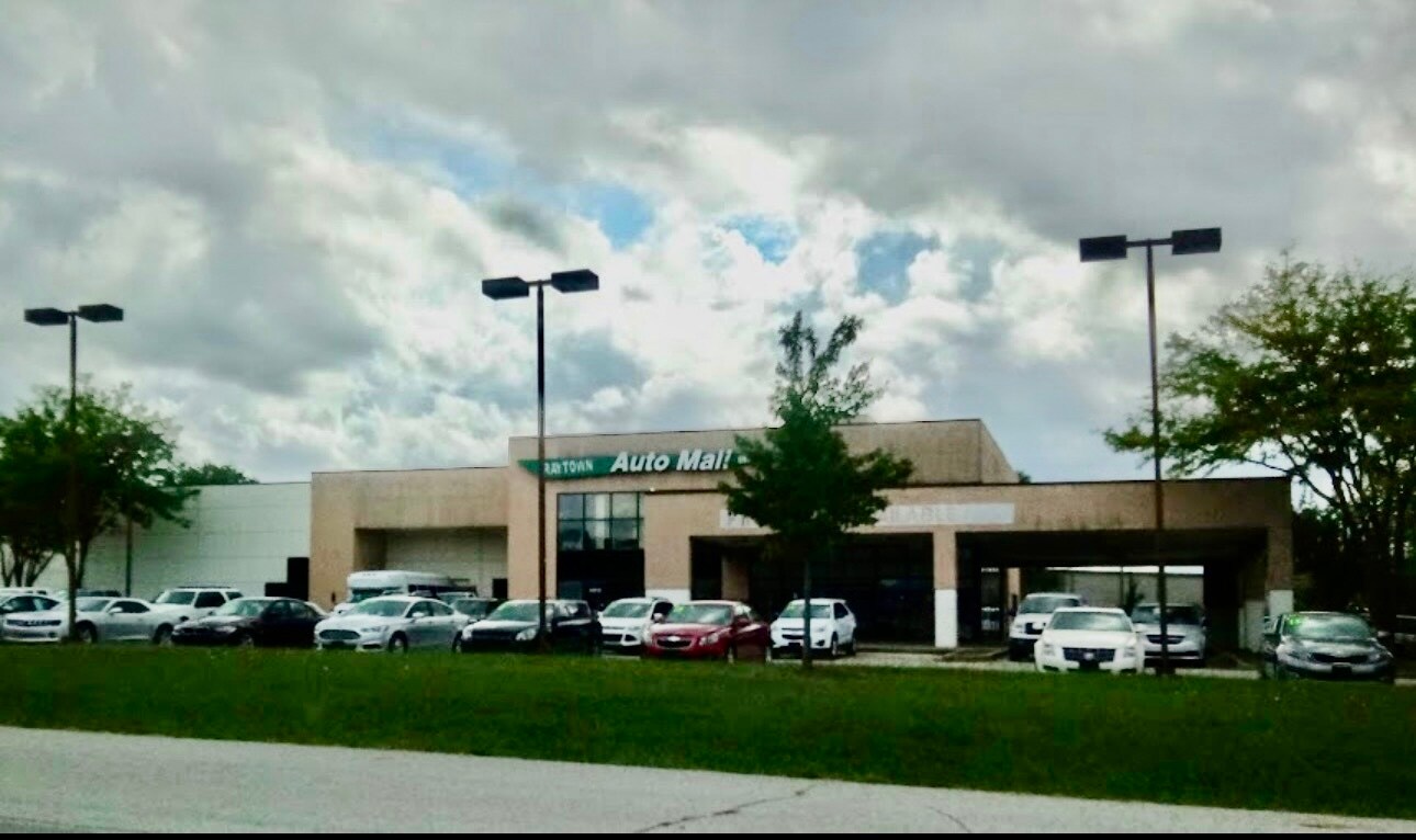 8819 E 350 Hwy, Raytown, MO for Sale