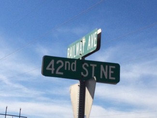 Railway Ave 42ne St NE  
