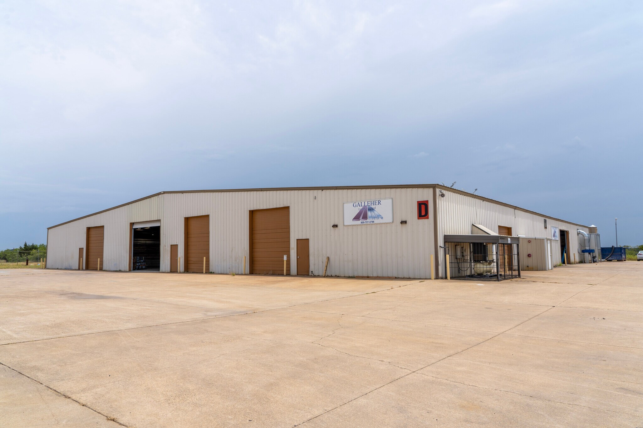 225 Metro Dr, Terrell, TX for Rent