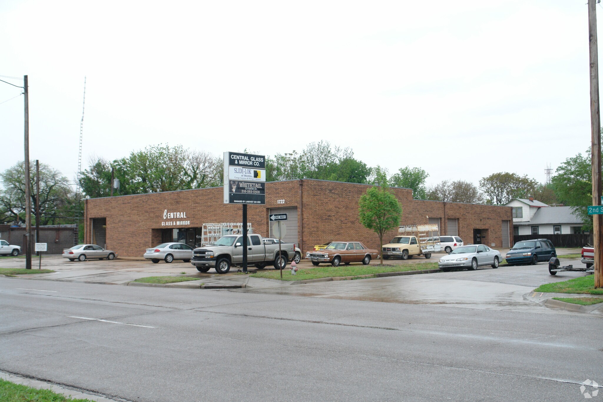 1722 E 2nd St, Wichita, KS for Rent