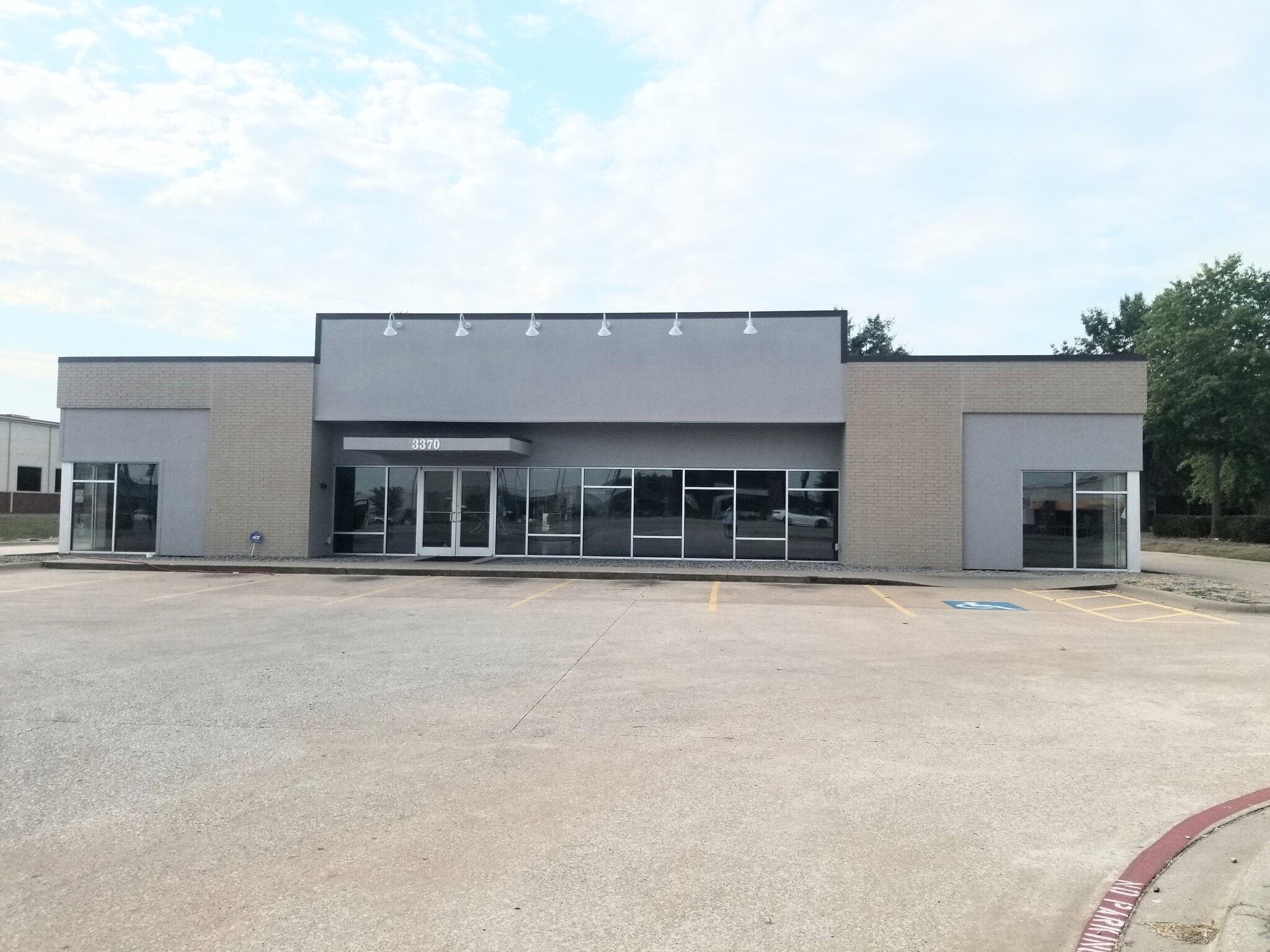 3370 US-412 Hwy, Siloam Springs, AR for Rent