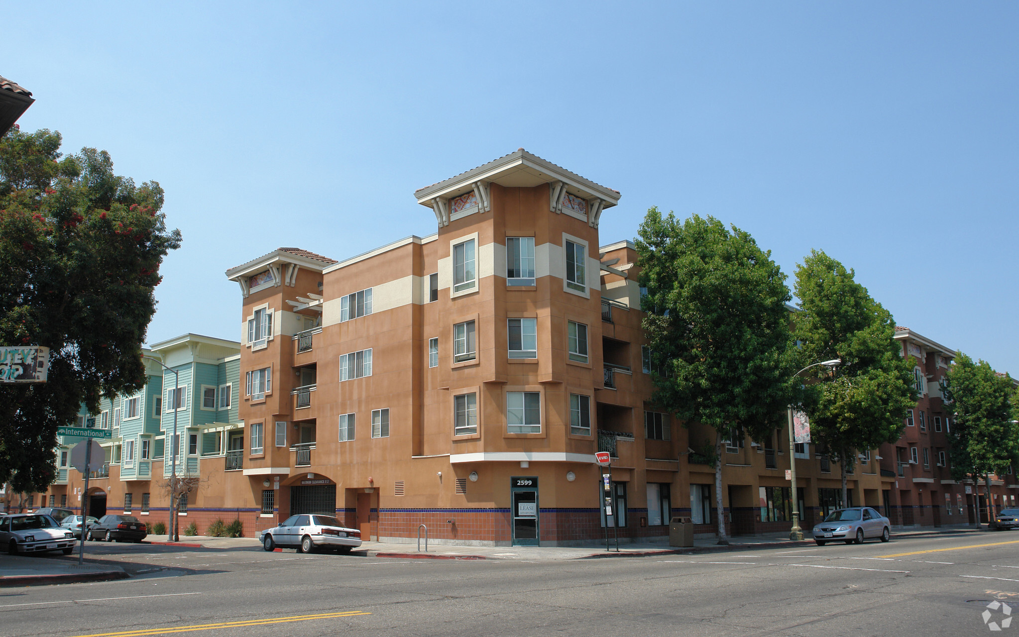 2501-2595 International Blvd, Oakland, CA for Rent