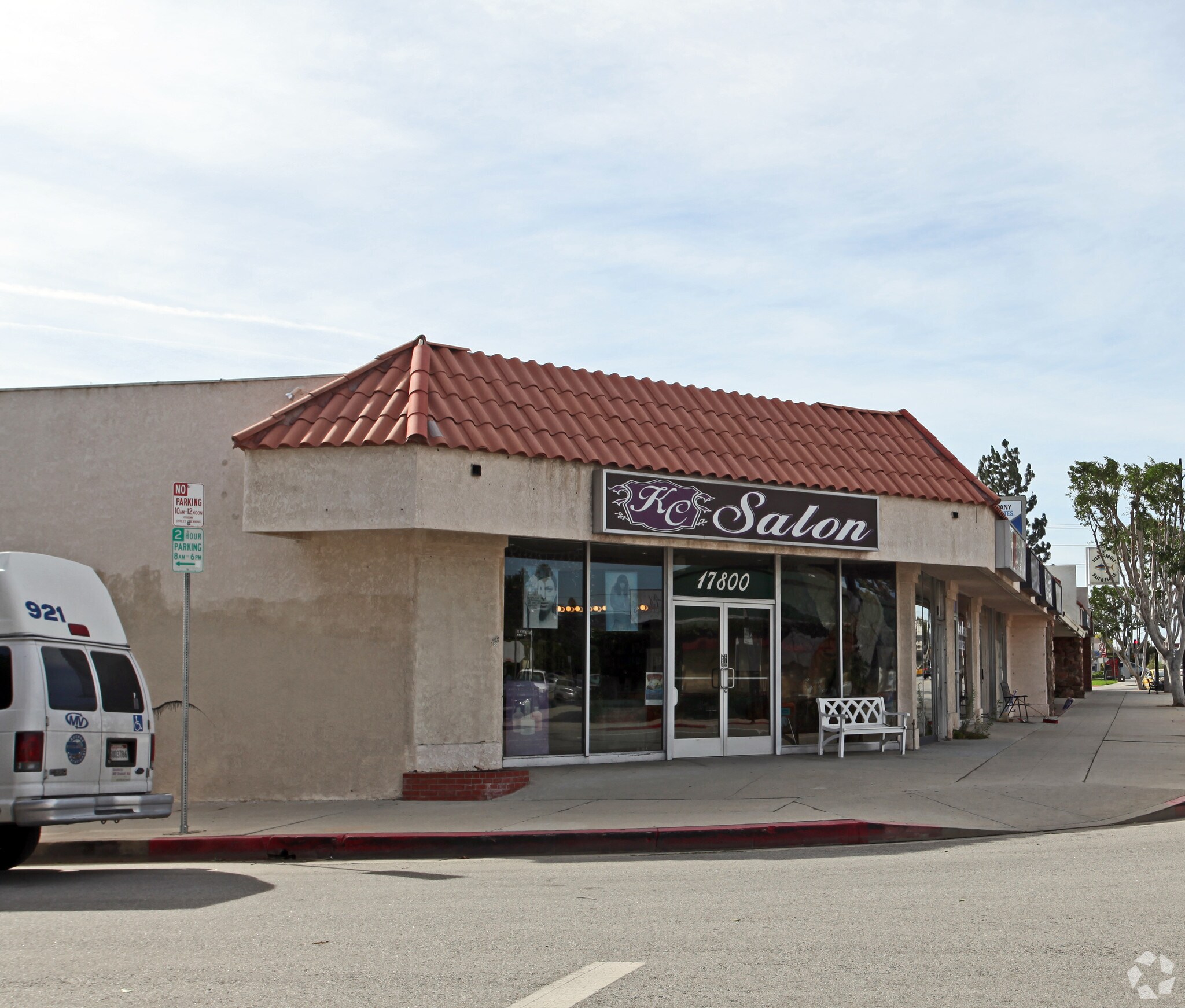 17800 Chatsworth St Granada Hills, CA 91344 Retail Property for Sale