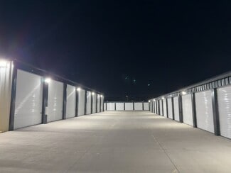 Cedar Rapids, IA Self-Storage Facilities - 1308 Adair Ct SW