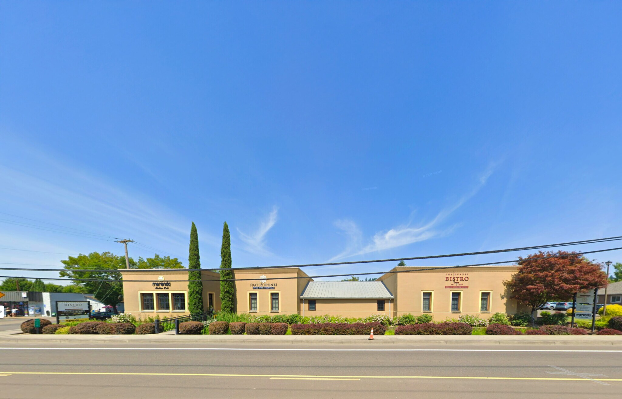 100 SW 7th St, Dundee, OR for Rent