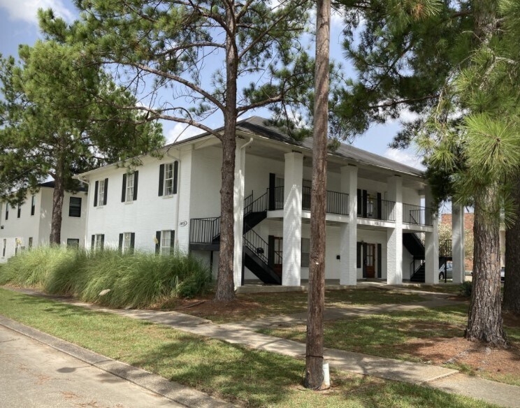 1415 Delplaza Dr, Baton Rouge, LA for Rent